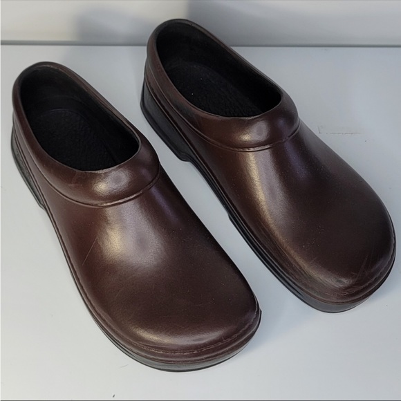 Klogs brown slip resistant food service/medical light weight women shoes - Picture 3 of 16